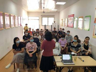 绿树红花依旧在 服务暖心更护花——市妇联向社会力量购买教育咨询服务项目火热开展